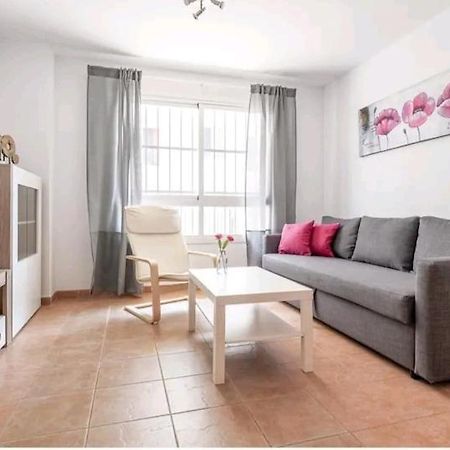 Apartamento con patio y piscina cerca de Sevilla La Algaba Esterno foto