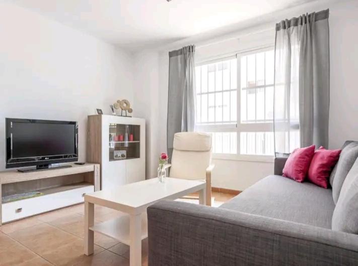 Apartamento con patio y piscina cerca de Sevilla La Algaba Esterno foto