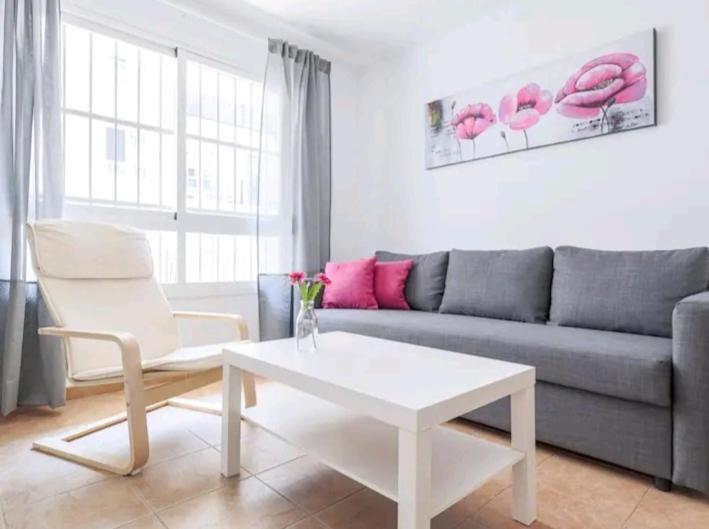 Apartamento con patio y piscina cerca de Sevilla La Algaba Esterno foto