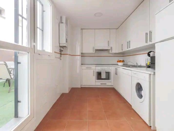 Apartamento con patio y piscina cerca de Sevilla La Algaba Esterno foto