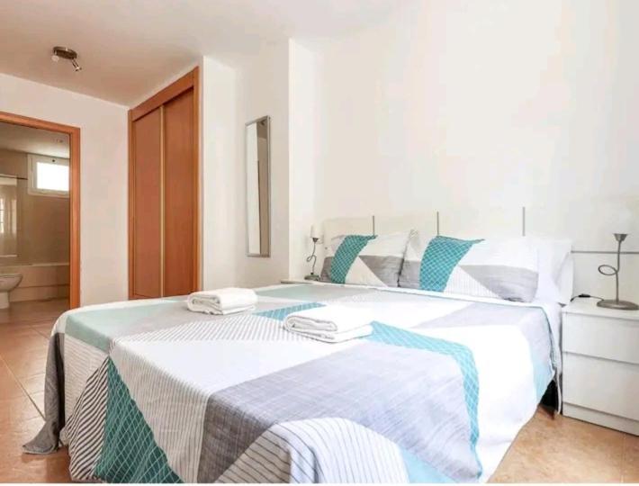 Apartamento con patio y piscina cerca de Sevilla La Algaba Esterno foto